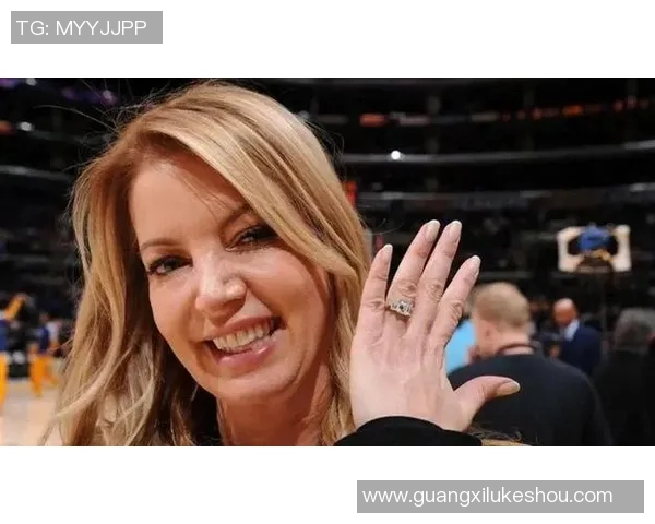 湖人女老板面临法律挑战巴斯家族内部矛盾加剧引发关注