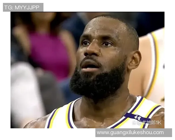 詹姆斯领衔湖人对决老鹰球迷期待精彩对抗与激烈较量