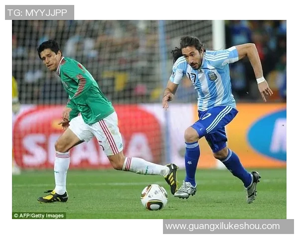 古铁雷斯的传奇人生与足球梦想：从草根到顶尖球员的奋斗历程