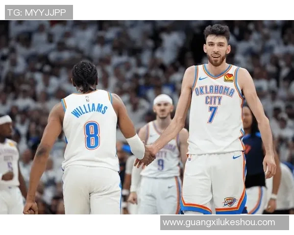 雷霆与快船常规赛精彩对决回顾及赛后分析